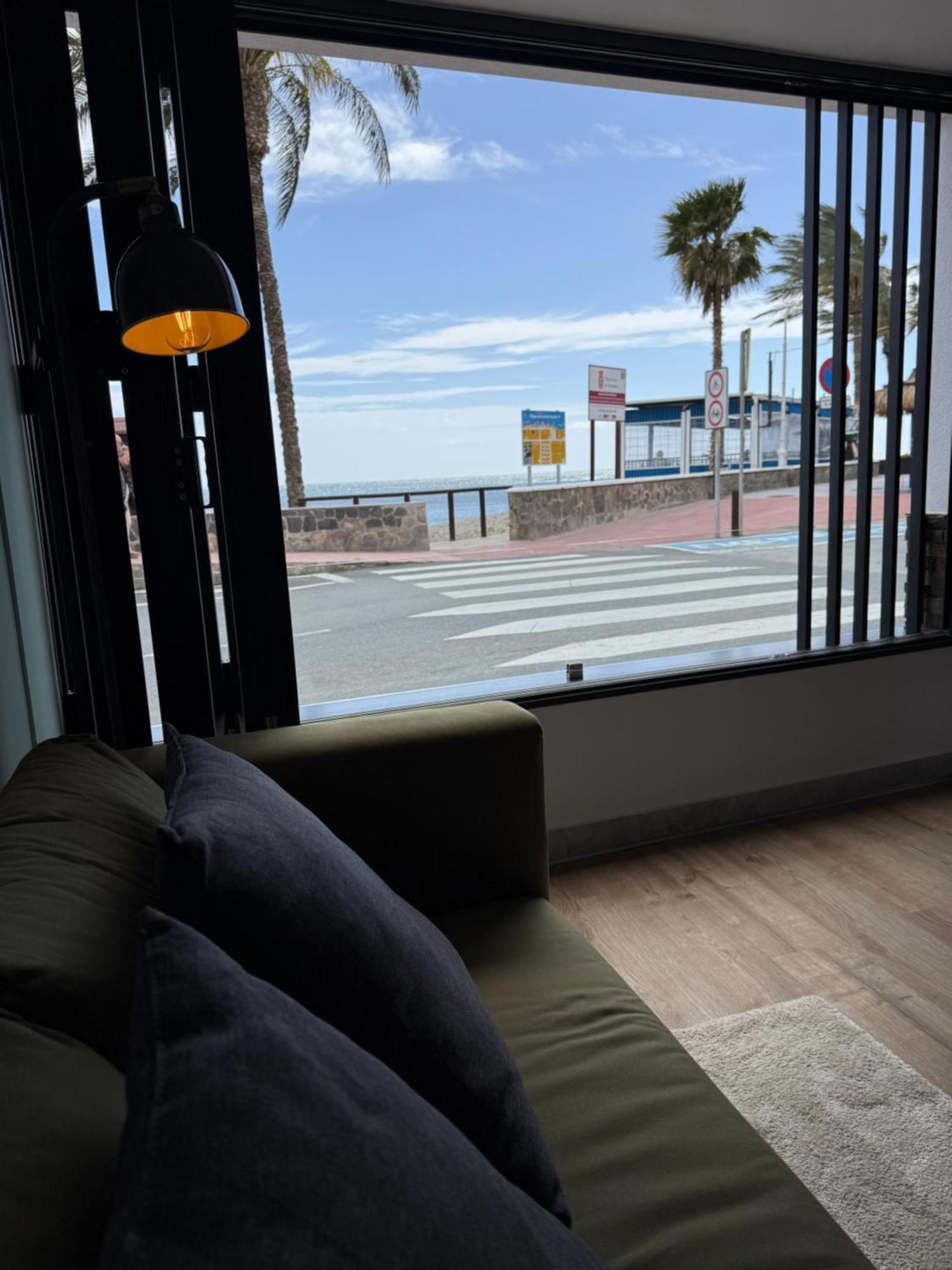 Victoria Loft Bed & Breakfast Кастел де Феро Екстериор снимка